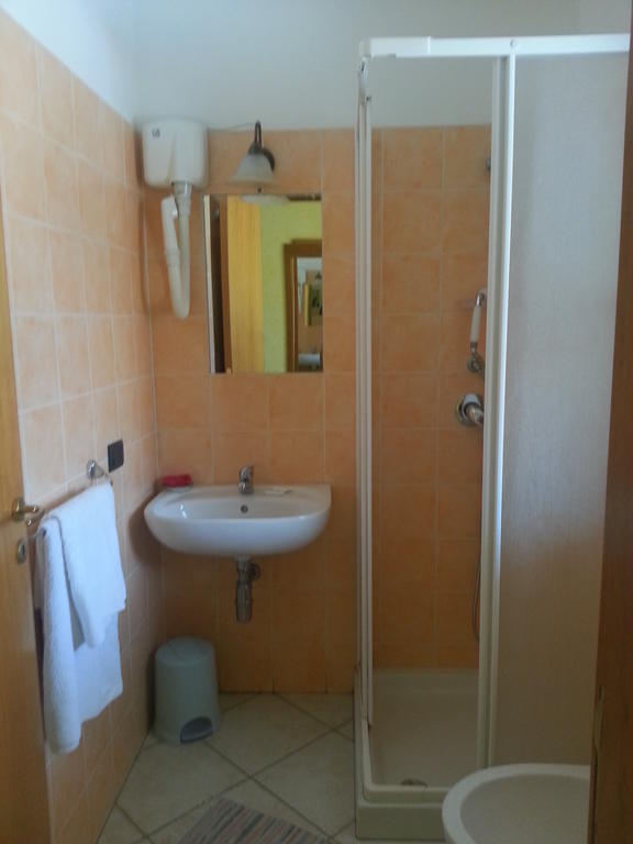 Hotel Mistef Falerna Room photo
