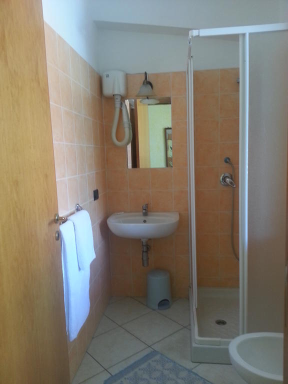 Hotel Mistef Falerna Room photo